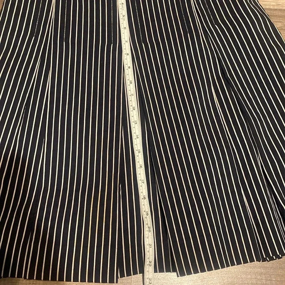 Carlisle Vintage A Line pleated skirt - Picture 5 of 8